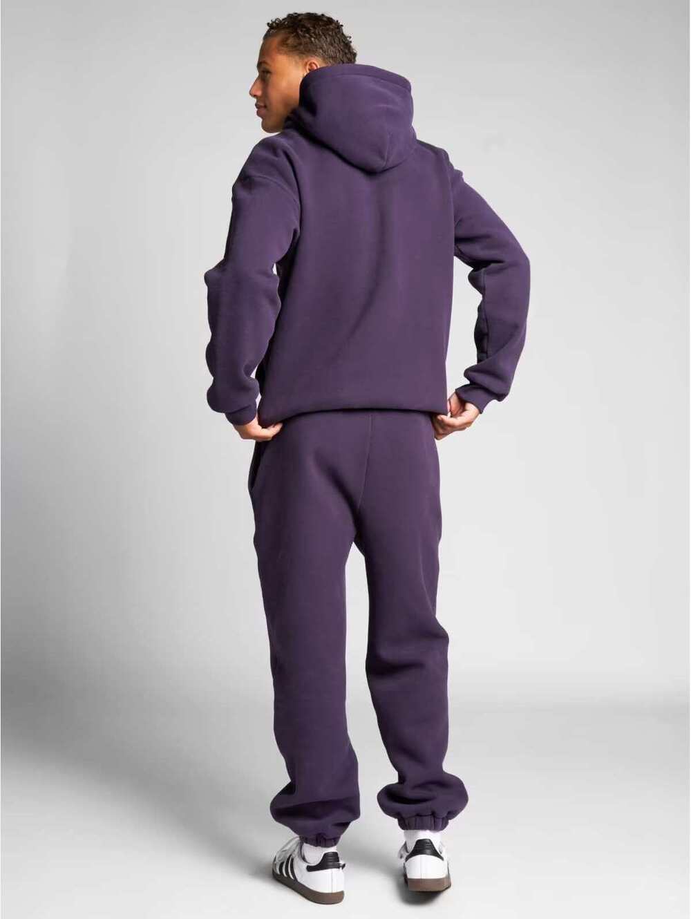 COMFRT NWOT Signature Cuffed Leg Sweatpants Plum Size [M] - Picture 2 of 3